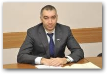   &raquo; Click to zoom ->