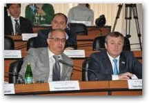   &raquo; Click to zoom ->