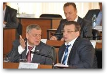   &raquo; Click to zoom ->