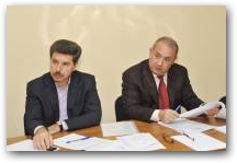   &raquo; Click to zoom ->