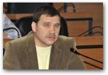   &raquo; Click to zoom ->