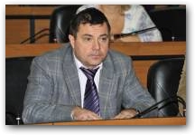   &raquo; Click to zoom ->