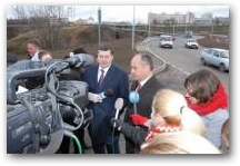   &raquo; Click to zoom ->