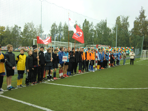 Депутат Вадим Агафонов болеет за совет «Горьковский»