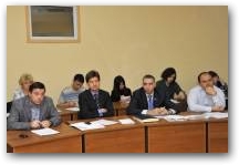   &raquo; Click to zoom ->