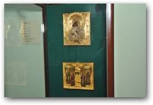   &raquo; Click to zoom ->