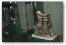   &raquo; Click to zoom ->