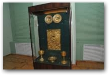   &raquo; Click to zoom ->