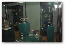   &raquo; Click to zoom ->