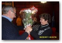   &raquo; Click to zoom ->