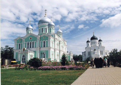 Депутат городской Думы  И.Б. Кондратьев организовал экскурсии для активистов и ветеранов избирательного округа №10