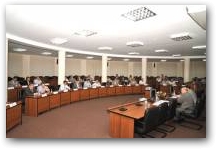   &raquo; Click to zoom ->