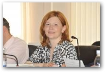   &raquo; Click to zoom ->