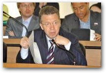   &raquo; Click to zoom ->