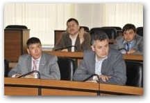   &raquo; Click to zoom ->