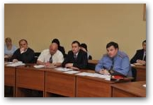   &raquo; Click to zoom ->