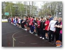   &raquo; Click to zoom ->