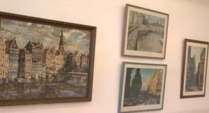 Глава Нижнего Новгорода О.В. Сорокин 17 апреля 2012 года посетил выставку «Акварели времени» нижегородского художника Н.П. Величко