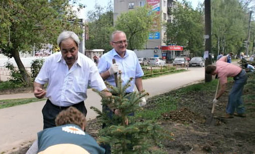 Депутат М.С. Фельдман поддержал акцию «Посади дерево»