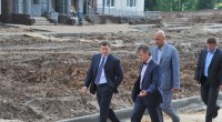 Глава города Олег Сорокин проинспектировал строительство двух домов в микрорайоне «Цветы» для расселения жителей ветхого фонда