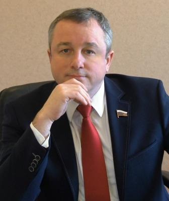 Игорь Тюрин принял участие в организации поездки детей инвалидов по святым местам