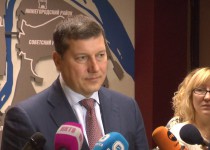 «Проведение единого дня приема граждан дисциплинирует чиновников, заставляет их провести серьезную работу уже на этапе подготовки этого мероприятия», - Олег Сорокин