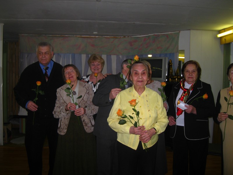 Депутат В.Е Агафонов поздравил женщин с Праздником 8 марта