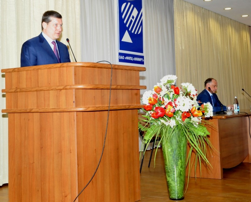 «Впервые за многие годы на работу в детские сады приходят молодые специалисты, потому что в 2013 году мы увеличили зарплату воспитателей на 90 процентов», - Олег Сорокин