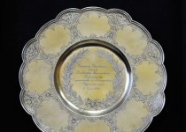 Олег Сорокин подарит городу серебряное блюдо конца 19 века