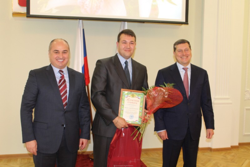 Руководители Нижнего Новгорода поздравили педагогов Нижнего Новгорода с Международным днем учителя
