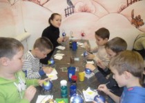 В гости на фабрику елочных игрушек отправились юные сормовичи