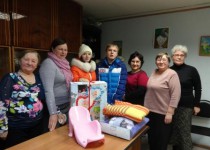 Зимняя благотворительная ярмарка продолжает работу