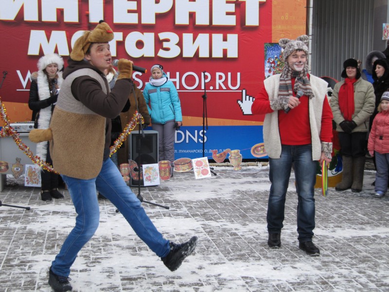 «Новогодний вернисаж» в Автозаводском районе