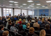 «На таких встречах с жителями как раз и рождаются новые городские проекты», - Олег Сорокин