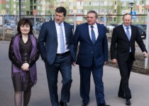 «У нижегородцев есть мотивация достойно встретить гостей ЧМ по футболу, гордиться своим городом и поддерживать во всем вашего мэра, который очень хочет сделать Нижний Новгород лучше», - Анатолий Пахомов