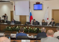 «За прошедшие пять лет депутатам удалось решить многие системные вопросы, поэтому городской Думе V созыва я бы поставил твердую «четверку»», - Олег Сорокин