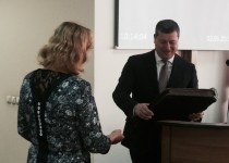 «Замечательную традицию начал Олег Сорокин – приобретать бесценные вещи, чтобы дарить их нижегородцам», - Вера Тарасова