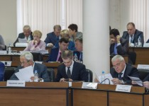 «Процесс формирования бюджета на 2016 год идет совместно с депутатами Законодательного собрания, представляющими в областном парламенте Нижний Новгород» - Иван Карнилин