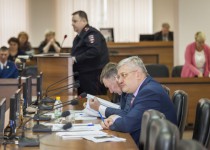 «Мы видим сложности предприятия, готовы его поддержать, но бюджетными деньгами мы помочь не сможем», - Александр Котельников