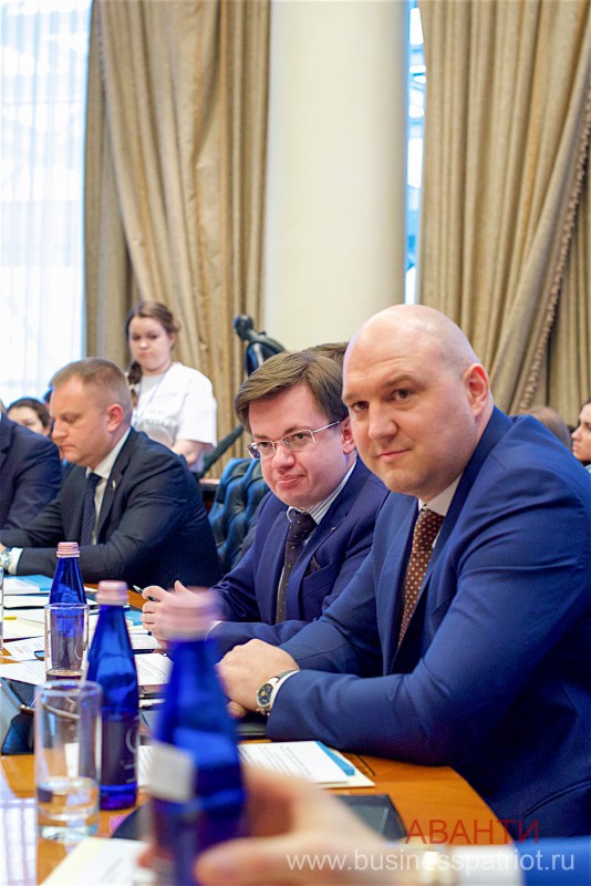 Валерий Гельжинис принял участие в круглом столе ассоциации предпринимателей по развитию бизнес-патриотизма АВАНТИ