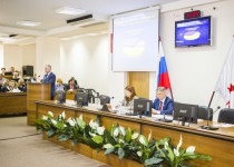 «По доходам бюджета за четыре месяца 2016 года мы опережаем показатели прошлого года», - Иван Карнилин