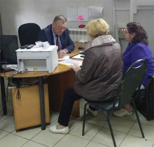Депутат Николай Сатаев провел прием граждан