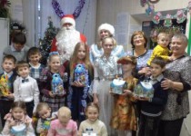 Новогоднее представление для детей ТОС микрорайона по улицам Коминтерна-Свободы и поселка Володарский