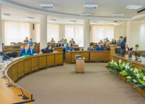 Депутаты обсудили проект благоустройства Нижневолжской набережной и перспективы строительства новых школ