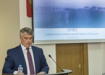 «Воплощать в жизнь антикризисный план мы начали с сокращения собственных расходов и штатов», - Сергей Белов