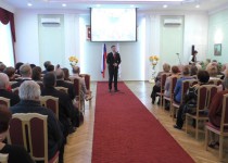 Лучшие нижегородские педагоги получили награды от руководства города