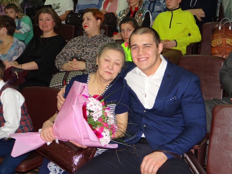 Депутат Карим Ибрагимов поздравил участниц торжественного мероприятия, посвященного всероссийскому Дню матери