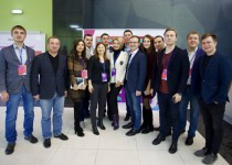 Для того, чтобы сделать встречи с населением более доступными и комфортными, депутат А.Л.Гойхман принял решение об организации и проведении на 15-м избирательном округе регулярных мобильных приемов, в ходе которых не только принимаются в работу обращения