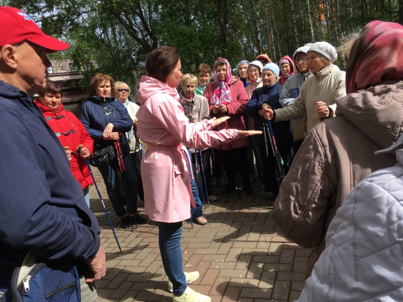Анна Круглова провела встречу с организованной ею группой здоровья «Скандинавская ходьба»