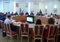 «Если на предприятиях будет сформирован молодежный костяк, там активно будут решаться производственные и социальные вопросы», - Николай Сатаев